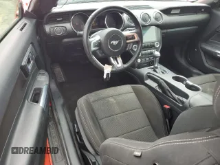 2015 Ford Mustang V6 z VIN 1FA6P8AM6F5388679, wystawiony jako Copart lot #58469525 z przebiegiem 69 819 mil mil oraz Szkoda całkowita • Salvage title. Historia ofert i sprzedaży dostępna na DreamBid. Obrazek 8.