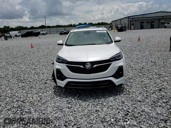 2021 Buick Encore GX Essence z VIN KL4MMFSL3MB145909, wystawiony jako Copart lot #59030565 z przebiegiem 9 279 mil mil oraz Nie do naprawy • Non repairable. Historia ofert i sprzedaży dostępna na DreamBid. Obrazek 14.
