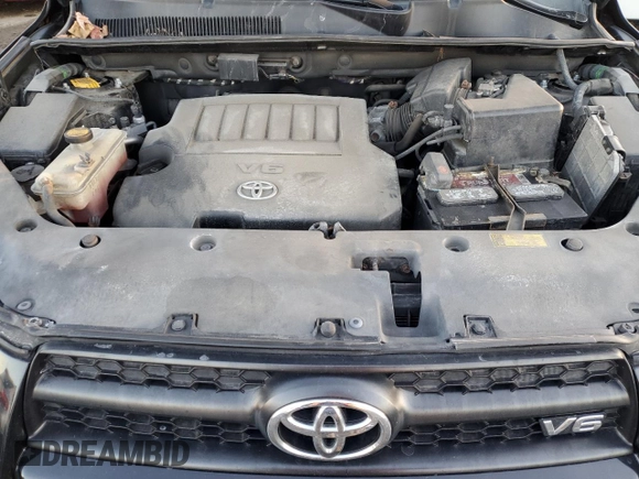 2011 Toyota RAV4 Sport z VIN 2T3WK4DV4BW011048, wystawiony jako Copart lot #85466214 z przebiegiem 187 645 mil mil oraz Szkoda całkowita • Salvage title. Historia ofert i sprzedaży dostępna na DreamBid. Obrazek 12.