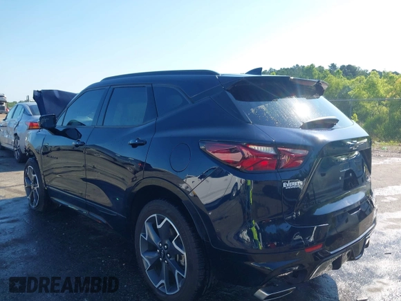 2020 Chevrolet Blazer RS z VIN 3GNKBERSXLS574260, wystawiony jako IAAI lot #42457427 z przebiegiem 91 217 mil mil oraz . Historia ofert i sprzedaży dostępna na DreamBid. Obrazek 3.