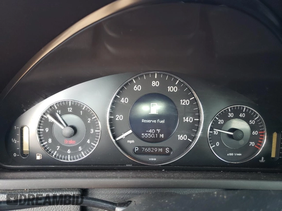 2005 Mercedes-Benz CLK 500 with VIN WDBTK75J55F163229, listed as a Copart auction lot 76276354 with 76,829 mi miles and Salvage Title. Bid and sale history available at DreamBid. Image 9.