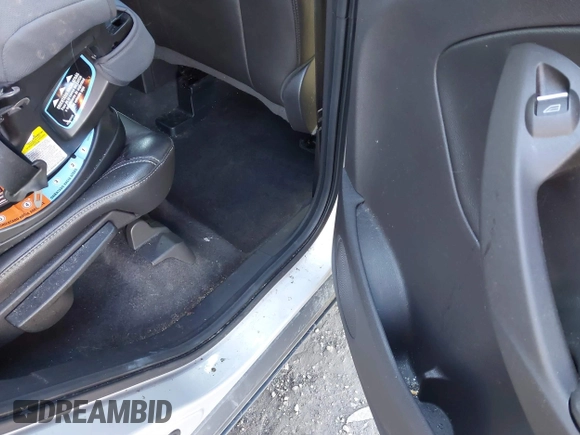 2015 Ford Escape Titanium with VIN 1FMCU0J93FUC02844, listed as a IAAI auction lot 41531293 with 115,392 mi miles and . Bid and sale history available at DreamBid. Image 8.