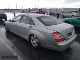 2007 Mercedes-Benz S-Class 5.5L V8 with VIN WDDNG71X87A134237, listed as a IAAI auction lot 41791341 with 107,783 mi miles. Bid and sale history available at carsss.com. Image 3.
