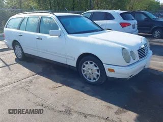 1999 Mercedes-Benz E 320 with VIN WDBJH65F3XA727570, listed as a IAAI auction lot 41978511 with 170,982 mi miles and . Bid and sale history available at DreamBid. Image 1.