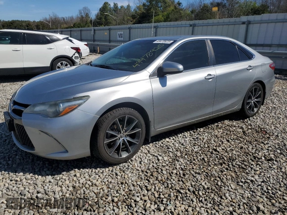 2015 Toyota Camry XLE with VIN 4T1BF1FK4FU006239, listed as a Copart auction lot 49478925 with 179,762 mi miles and Salvage Title. Bid and sale history available at DreamBid. Image 1.