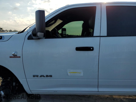 2022 Ram 3500 Tradesman with VIN 3C63RRGL3NG416156, listed as a Copart auction lot 76063964 with 42,351 mi miles and Salvage Title. Bid and sale history available at carsss.com. Image 12.