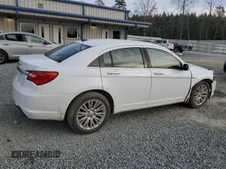 2012 Chrysler 200 LX with VIN 1C3CCBAB1CN117579, listed as a Copart auction lot 81305264 with 224,598 mi miles and Salvage Title. Bid and sale history available at DreamBid. Image 3.