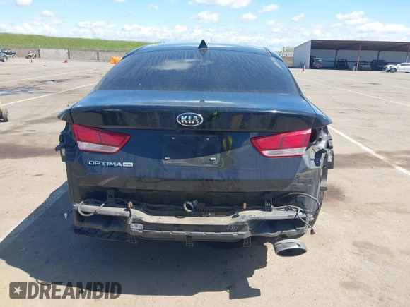 2020 Kia Optima LX z VIN 5XXGT4L33LG384927, wystawiony jako IAAI lot #41950098 z przebiegiem 136 728 mil mil oraz . Historia ofert i sprzedaży dostępna na DreamBid. Obrazek 6.