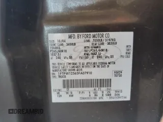 2005 Ford F-150 XLT z VIN 1FTPW12565FA07910, wystawiony jako Copart lot #58243005 z przebiegiem 268 744 mil mil oraz Szkoda całkowita • Salvage title. Historia ofert i sprzedaży dostępna na DreamBid. Obrazek 12.