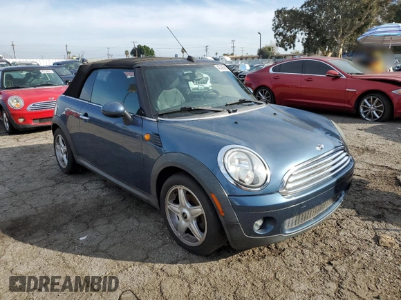 2009 MINI Convertible с VIN WMWMR33589TU96481, выставлен на аукционе Copart как лот 45398985 с пробегом 144 792 миль миль и Чистый • Clean title. История ставок и продаж доступна на DreamBid. Изображение 4.