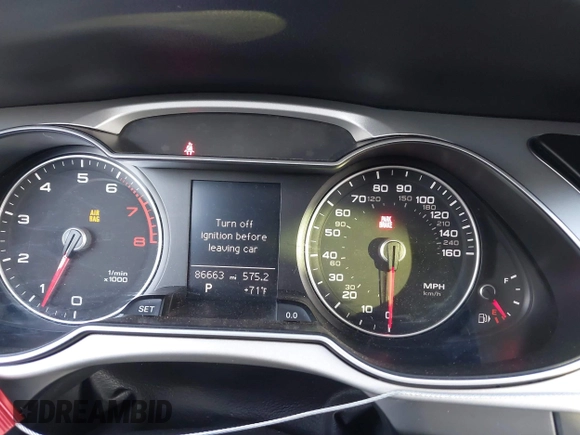 2016 Audi A4 Premium z VIN WAUAFAFL9GN016654, wystawiony jako IAAI lot #41200648 z przebiegiem 86 663 mil mil oraz . Historia ofert i sprzedaży dostępna na DreamBid. Obrazek 16.