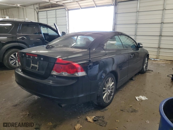 2009 Volvo C70 with VIN YV1MC67249J076048, listed as a Copart auction lot 88146615 with 212,329 mi miles and Salvage Title. Bid and sale history available at carsss.com. Image 3.