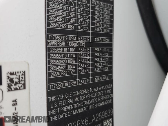 2020 Land Rover Range Rover Velar S z VIN SALYB2EX6LA259839, wystawiony jako Copart lot #51280005 z przebiegiem 78 560 mil mil oraz Szkoda całkowita • Salvage title. Historia ofert i sprzedaży dostępna na DreamBid. Obrazek 14.