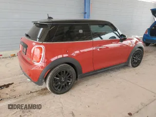 2017 MINI Hardtop Cooper with VIN WMWXP5C54H3C63634, listed as a Copart auction lot 58661885 with 115,992 mi miles and Clean title. Bid and sale history available at DreamBid. Image 3.