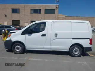 2015 Nissan NV200 SV z VIN 3N6CM0KN1FK729228, wystawiony jako IAAI lot #42320439 z przebiegiem 192 757 mil mil oraz . Historia ofert i sprzedaży dostępna na DreamBid. Obrazek 15.