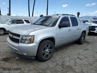 2011 Chevrolet Avalanche LTZ with VIN 3GNMCGE02BG305032, listed as a Copart auction lot 50934315 with 175,955 mi miles and Clean Title. Bid and sale history available at carsss.com. Image 1.