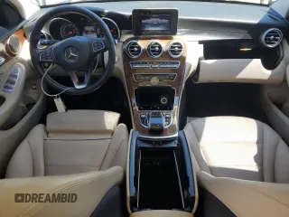 2016 Mercedes-Benz C 300 Luxury z VIN 55SWF4KB8GU145652, wystawiony jako Copart lot #60137295 z przebiegiem 92 495 mil mil oraz Szkoda całkowita • Salvage title. Historia ofert i sprzedaży dostępna na DreamBid. Obrazek 8.