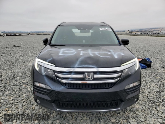 2017 Honda Pilot Elite with VIN 5FNYF6H0XHB019211, listed as a Copart auction lot 62426475 with 69,205 mi miles and Salvage title. Bid and sale history available at DreamBid. Image 5.