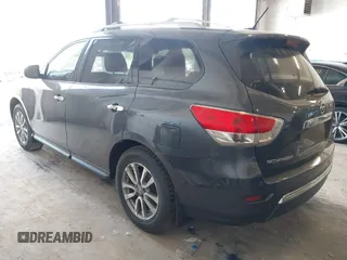 2013 Nissan Pathfinder SL с VIN 5N1AR2MM2DC605740, выставлен на аукционе IAAI как лот 42577367 с пробегом 130 353 миль миль и . История ставок и продаж доступна на DreamBid. Изображение 3.