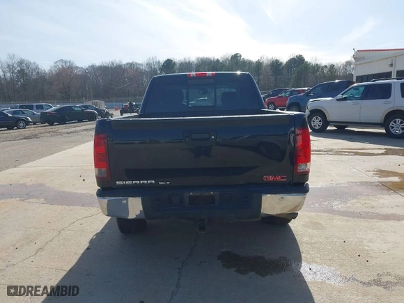 2013 GMC Sierra 1500 SLT with VIN 3GTP2WE71DG146605, listed as a IAAI auction lot 41334159 with 224,640 mi miles. Bid and sale history available at carsss.com. Image 16.
