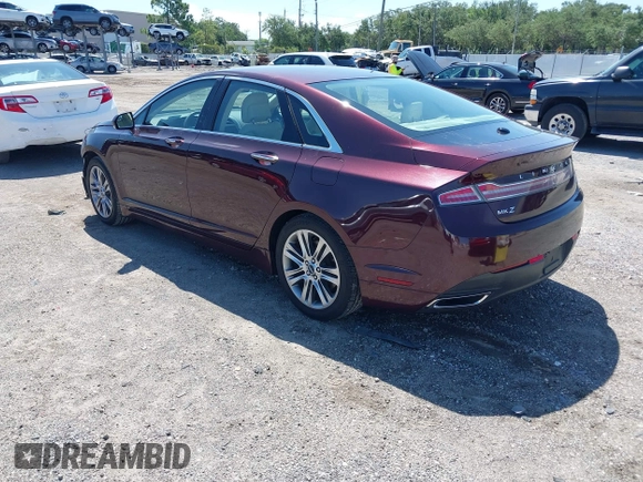 2013 Lincoln MKZ z VIN 3LN6L2GKXDR824996, wystawiony jako IAAI lot #42574204 z przebiegiem 81 370 mil mil oraz . Historia ofert i sprzedaży dostępna na DreamBid. Obrazek 3.