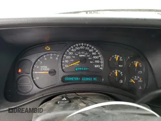 2003 Chevrolet Avalanche with VIN 3GNEC13T53G138732, listed as a Copart auction lot 76456204 with 223,463 mi miles and Salvage Title. Bid and sale history available at carsss.com. Image 9.