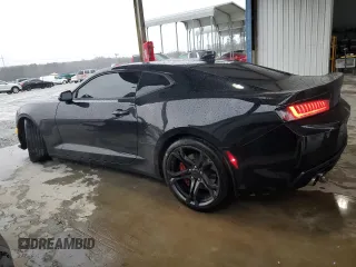 2018 Chevrolet Camaro 1SS with VIN 1G1FE1R71J0160237, listed as a Copart auction lot 48487665 with 40,298 mi miles and Salvage Title. Bid and sale history available at DreamBid. Image 2.