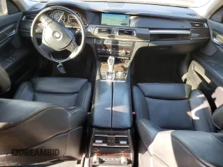 2011 BMW 7 Series 750i with VIN WBAKA8C59BCY37369, listed as a Copart auction lot 85466464 with 172,553 mi miles and Salvage title. Bid and sale history available at DreamBid. Image 8.