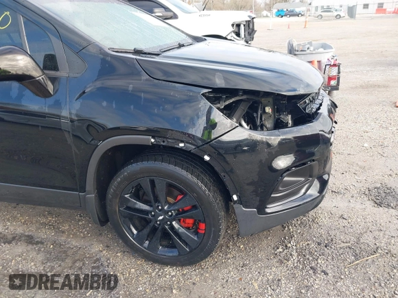 2018 Chevrolet Trax LT with VIN 3GNCJPSB0JL378879, listed as a IAAI auction lot 41887340 with 112,314 mi miles and . Bid and sale history available at carsss.com. Image 17.