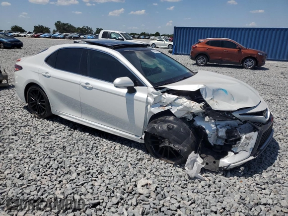 2021 Toyota Camry XSE z VIN 4T1K61AK2MU418583, wystawiony jako Copart lot #54858495 z przebiegiem 43 662 mil mil oraz Nie do naprawy • Non repairable. Historia ofert i sprzedaży dostępna na DreamBid. Obrazek 4.