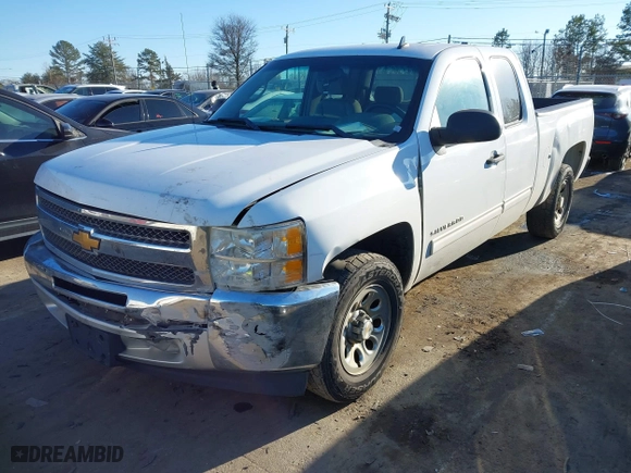 2013 Chevrolet Silverado 1500 LT with VIN 1GCRCSEA4DZ325537, listed as a IAAI auction lot 41405635 with 182,285 mi miles. Bid and sale history available at carsss.com. Image 17.