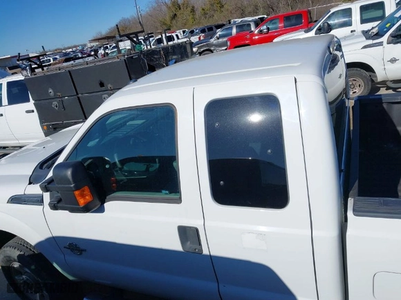 2015 Ford Super Duty F-250 SRW XLT with VIN 1FT7X2BT3FED17666, listed as a IAAI auction lot 41413915 with 87,618 mi miles. Bid and sale history available at carsss.com. Image 13.