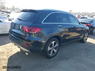 2022 Mercedes-Benz GLC with VIN W1N0G8DB4NG054477, listed as a IAAI auction lot 41756396 with 35,448 mi miles. Bid and sale history available at carsss.com. Image 4.