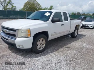2009 Chevrolet Silverado 1500 LT with VIN 1GCEK290X9Z291310, listed as a IAAI auction lot 42055477 with 154,712 mi miles and . Bid and sale history available at DreamBid. Image 2.