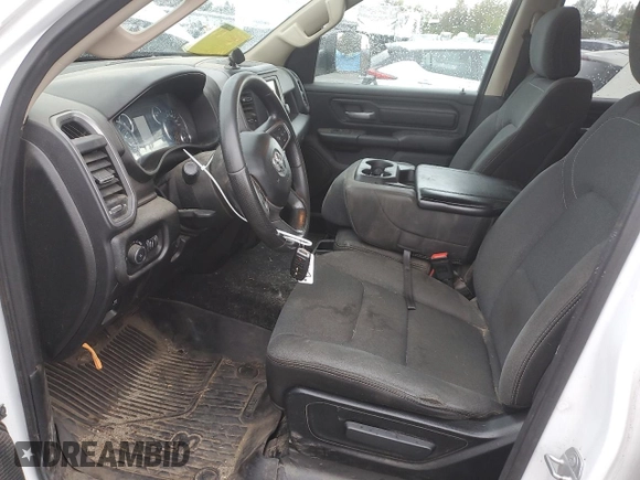 2019 Ram 1500 Tradesman z VIN 1C6SRFCT2KN621955, wystawiony jako Copart lot #74845524 z przebiegiem 123 786 mil mil oraz Szkoda całkowita • Salvage title. Historia ofert i sprzedaży dostępna na DreamBid. Obrazek 7.