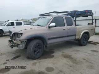 2000 Toyota Tundra SR5 with VIN 5TBBT4417YS102309, listed as a Copart auction lot 47950735 with 245,784 mi miles and Salvage Title. Bid and sale history available at DreamBid. Image 1.
