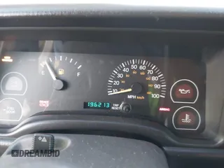 2000 Jeep Cherokee z VIN 1J4FF28P6YL132738, wystawiony jako IAAI lot #41382855 z przebiegiem 196 213 mil mil oraz . Historia ofert i sprzedaży dostępna na DreamBid. Obrazek 7.