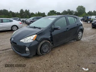 2014 Toyota Prius One z VIN JTDKDTB32E1571352, wystawiony jako Copart lot #57400865 z przebiegiem 110 205 mil mil oraz Szkoda całkowita • Salvage title. Historia ofert i sprzedaży dostępna na DreamBid. Obrazek 1.
