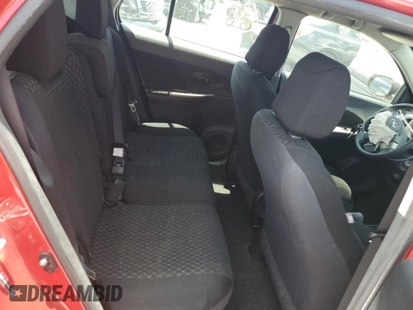 2014 Scion xD z VIN JTKKUPB46E1039661, wystawiony jako Copart lot #56875035 z przebiegiem 206 607 mil mil oraz Szkoda całkowita • Salvage title. Historia ofert i sprzedaży dostępna na DreamBid. Obrazek 10.