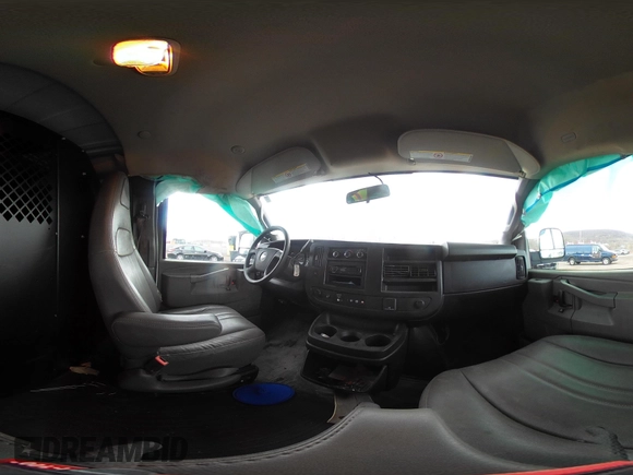 2018 Chevrolet Express Cargo with VIN 1GCWGAFPXJ1290498, listed as a IAAI auction lot 42047738 with 61,466 mi miles and . Bid and sale history available at DreamBid. Image 18.