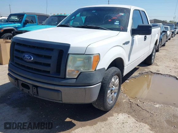 2011 Ford F-150 XL with VIN 1FTEX1CM3BFC31724, listed as a IAAI auction lot 41874831 with 235,430 mi miles. Bid and sale history available at carsss.com. Image 2.