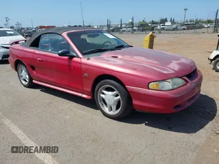 1994 Ford Mustang z VIN 1FALP45T3RF228920, wystawiony jako IAAI lot #42118270 z przebiegiem 152 049 mil mil oraz . Historia ofert i sprzedaży dostępna na DreamBid. Obrazek 1.