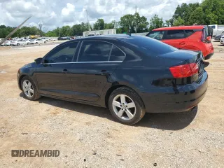 2012 Volkswagen Jetta TDI w/Premium & Nav with VIN 3VWLL7AJ7CM367139, listed as a Copart auction lot 60587835 with 238,919 mi miles and Clean title. Bid and sale history available at DreamBid. Image 2.