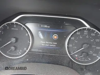 2017 Nissan Maxima SL with VIN 1N4AA6AP5HC407375, listed as a IAAI auction lot 42249400 with 102,259 mi miles and . Bid and sale history available at DreamBid. Image 7.