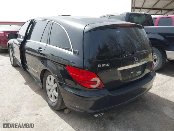 2006 Mercedes-Benz R-Class 3.5L with VIN 4JGCB65E26A006704, listed as a IAAI auction lot 41745249 with 145,198 mi miles. Bid and sale history available at carsss.com. Image 3.