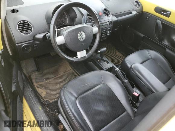 2008 Volkswagen Beetle S с VIN 3VWRG31C98M521401, выставлен на аукционе Copart как лот 56681255 с пробегом 98 192 миль миль и Списание • Salvage title. История ставок и продаж доступна на DreamBid. Изображение 8.