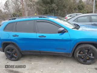 2017 Jeep Cherokee Altitude с VIN 1C4PJLAS0HW663168, выставлен на аукционе IAAI как лот 41595516 с пробегом 142 887 миль миль и . История ставок и продаж доступна на DreamBid. Изображение 13.