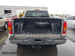 1999 Chevrolet Silverado 1500 LT with VIN 2GCEK19T1X1195916, listed as a IAAI auction lot 41740193 with 111,263 mi miles. Bid and sale history available at carsss.com. Image 17.