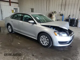 2015 Volkswagen Passat Limited Edition Edition z VIN 1VWAT7A39FC044466, wystawiony jako Copart lot #54442945 z przebiegiem 107 925 mil mil oraz Szkoda całkowita • Salvage title. Historia ofert i sprzedaży dostępna na DreamBid. Obrazek 4.