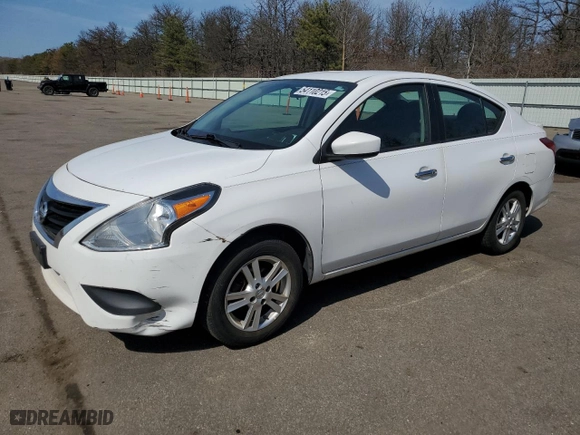 2015 Nissan Versa SV with VIN 3N1CN7AP3FL827086, listed as a Copart auction lot 54110215 with 96,577 mi miles and Clean Title. Bid and sale history available at carsss.com. Image 1.